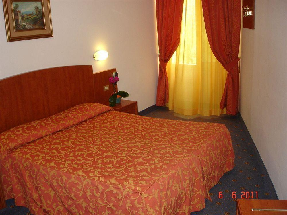 לימונה סול גרדה Hotel Garden מראה חיצוני תמונה